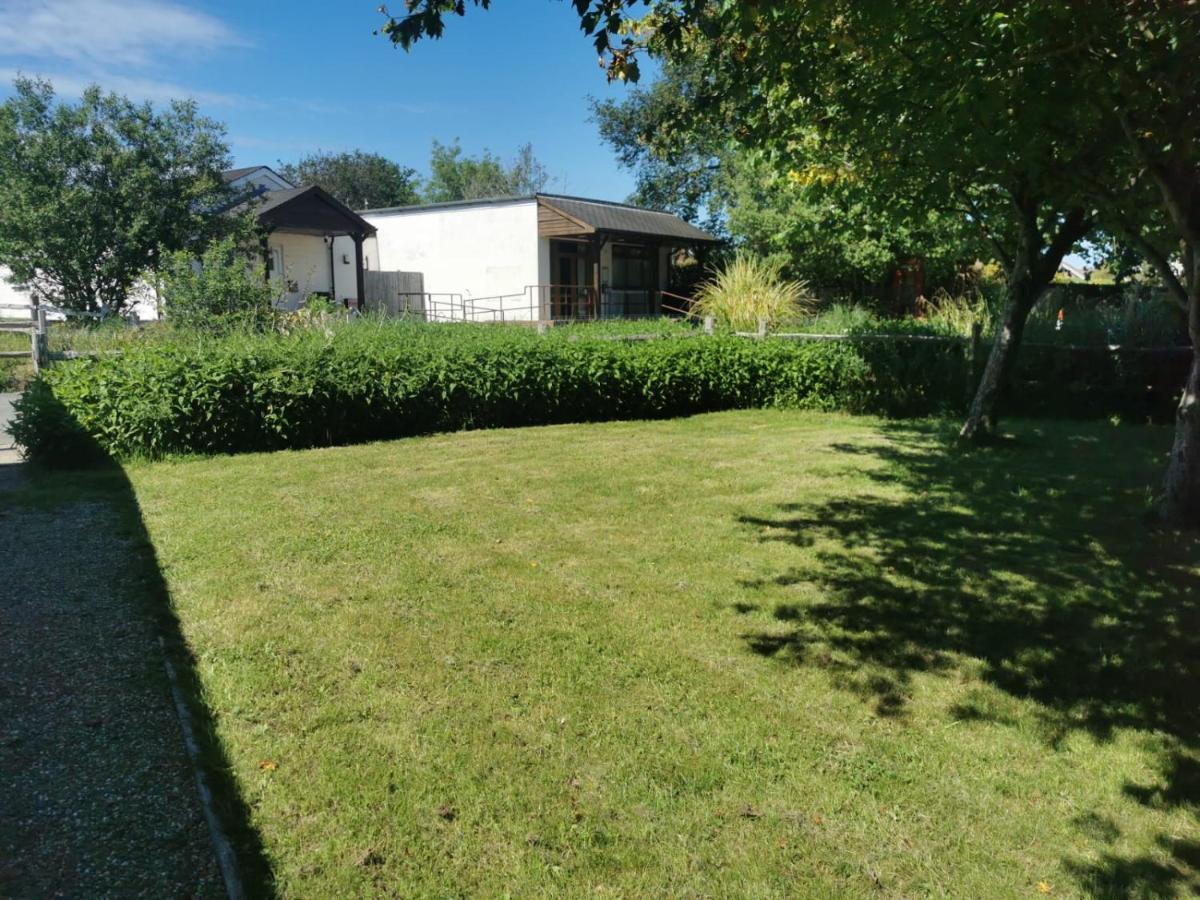 Villa Chestnut Meadow Country Park Sidley Exterior foto